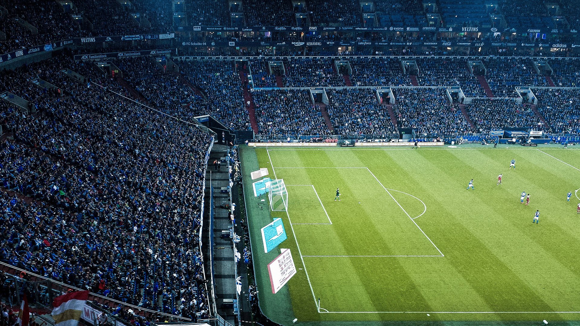 中超联赛国家队逆袭 球迷激情再被点燃，中超足球赛国足